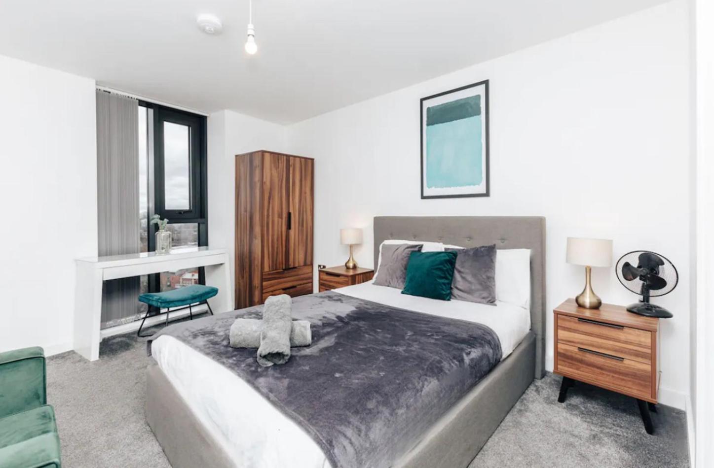 Luxury 2 Bedroom Apartment, Broad Street Birmingham Extérieur photo