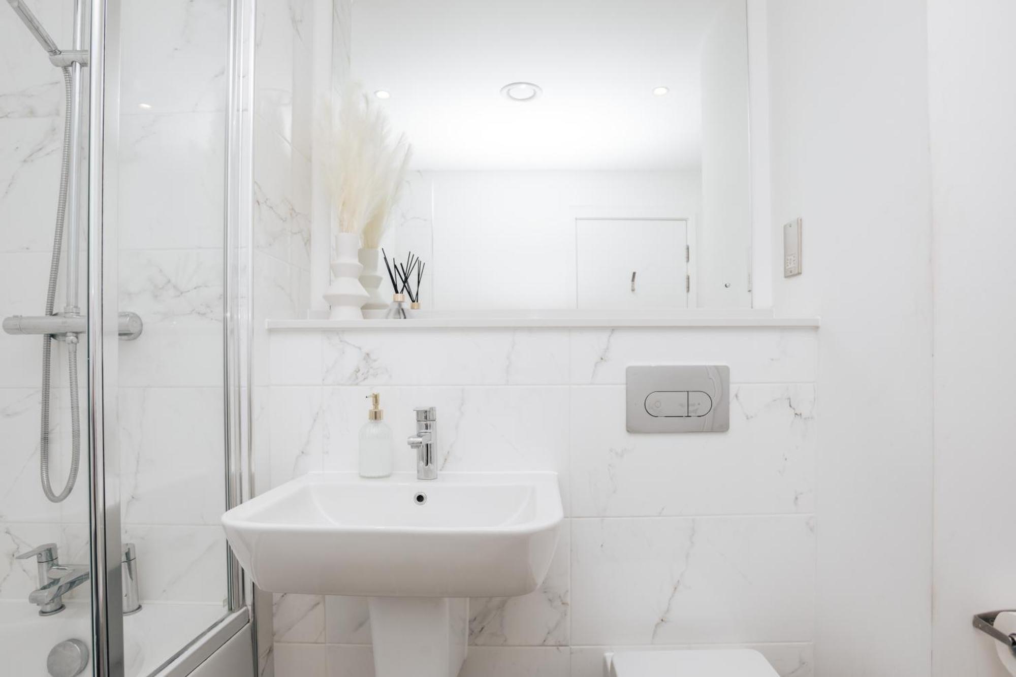 Luxury 2 Bedroom Apartment, Broad Street Birmingham Extérieur photo
